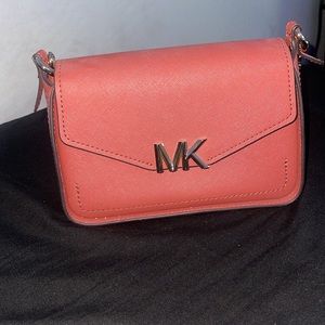 Michale kors shoulder women’s bag